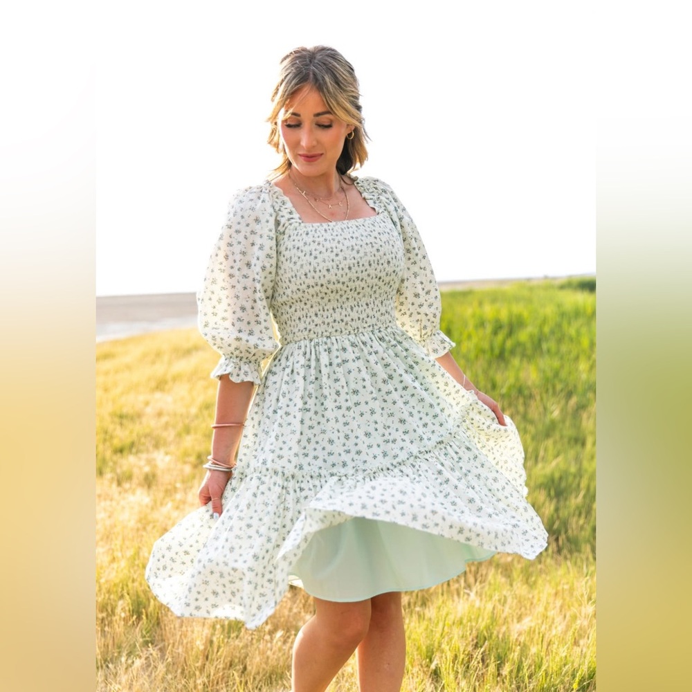 Floral Puff Sleeve Dress